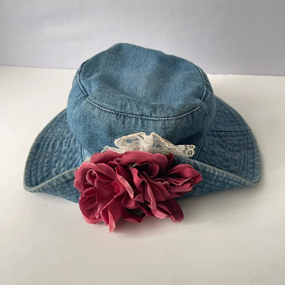 90s Blossom Bucket Hat in Denim Lace - Picture 1 of 10